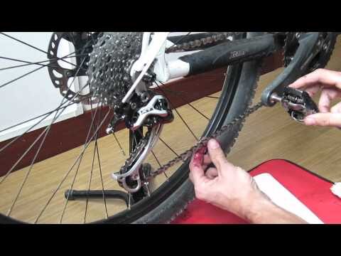 Gu&iacute;a esencial para el mantenimiento de la cadena de bicicleta con cambios y desviadores