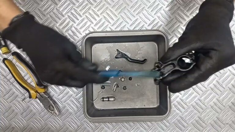 Gu&iacute;a pr&aacute;ctica para reparar fugas en frenos hidr&aacute;ulicos de bicicletas